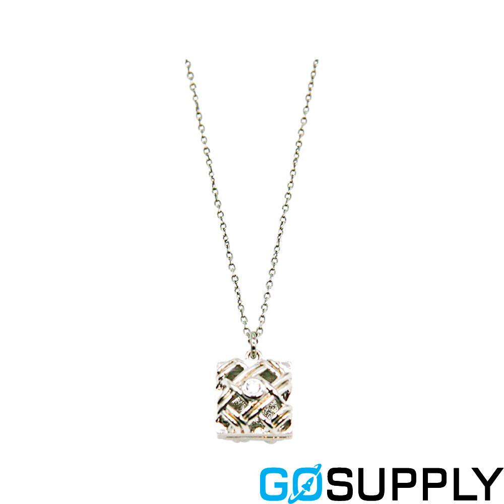 Amrita Court Aroma Necklace - Design: Chest Material: White Gold Essential Oil: Purify Essential Oil 10ml