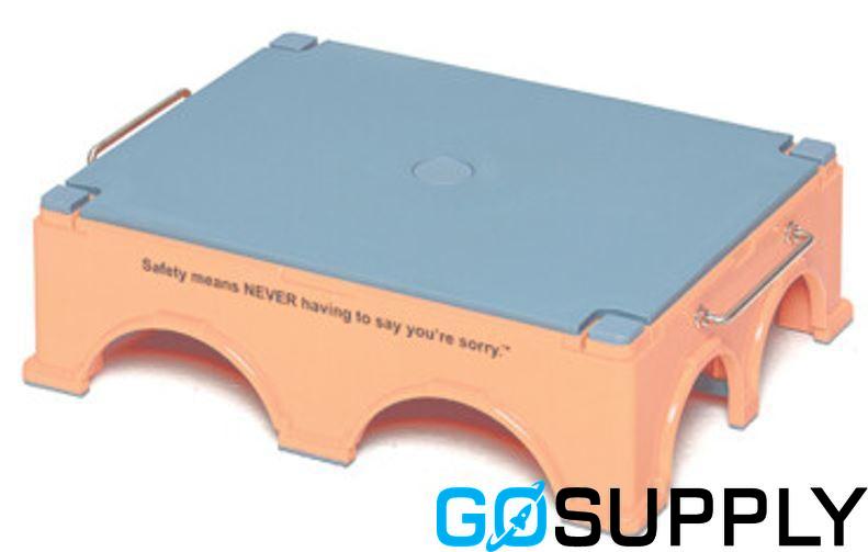 SANDEL ERGO STEP STOOL - Type: BOTTOM Dimensions: 13X45.7X35.5CM